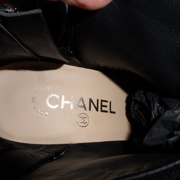 Chanel Black Metallic Canvas/Black Patent Leather Cap Toe Ankle Boots Size 38.5B - Picture 8 of 16
